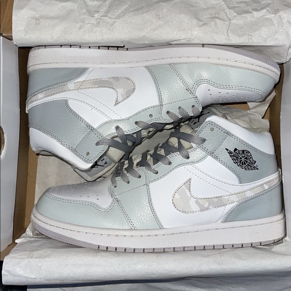 Jordan 1 mid camo
